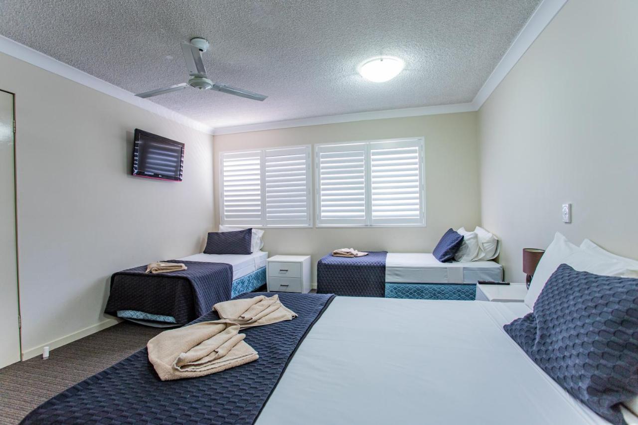 גולד קוסט Tropicana Motel מראה חיצוני תמונה