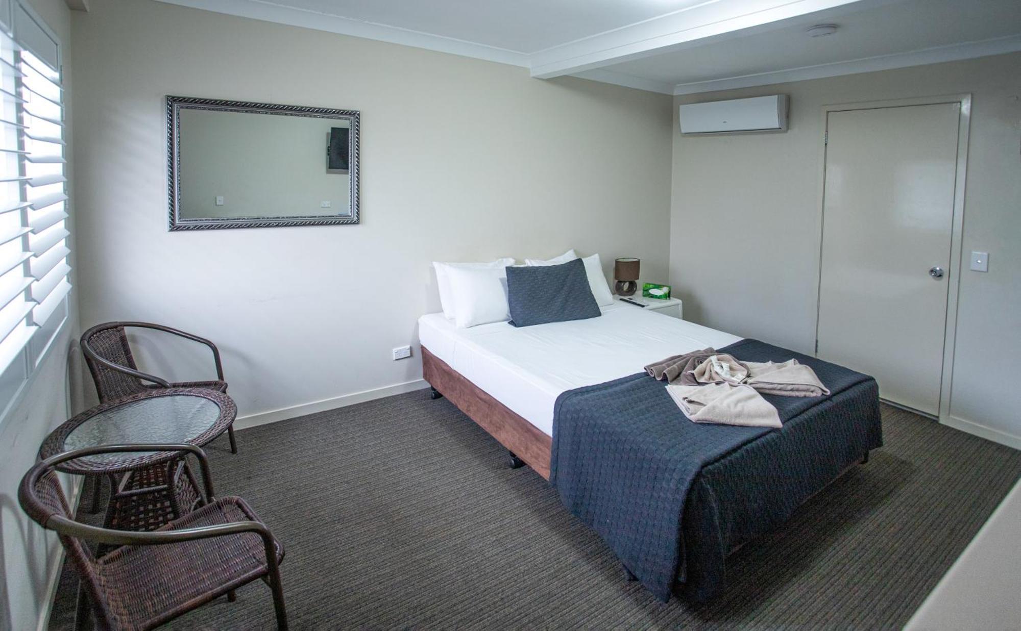 גולד קוסט Tropicana Motel מראה חיצוני תמונה